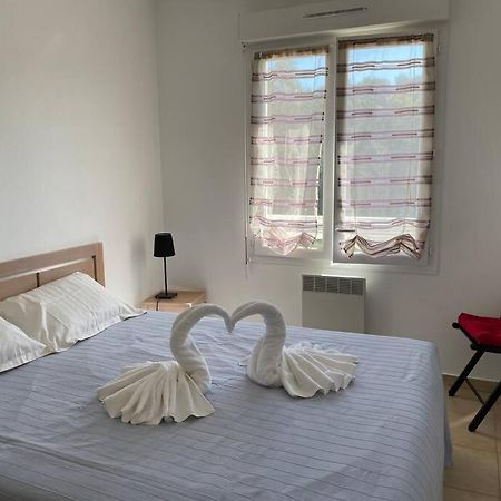 Appartement Tout Confort 2-4 Pers 500 M De La Plage Avec Piscine Et Wifi Santa-Maria-Poggio (Corsica) Exterior foto
